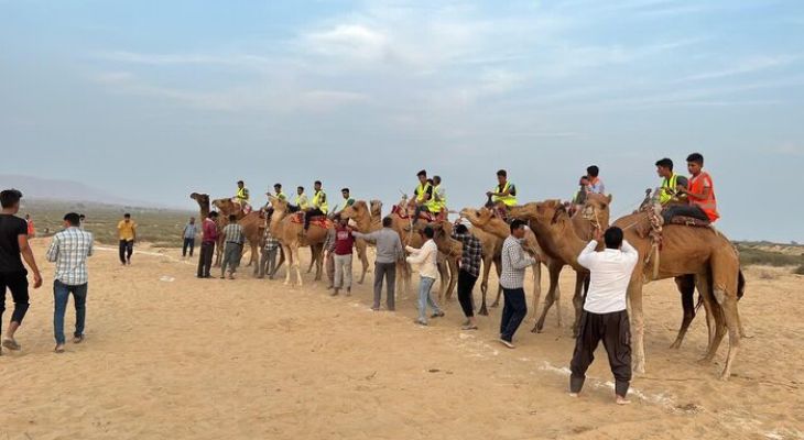 مسابقات شترسواری در قشم