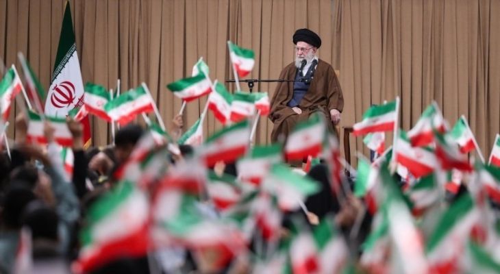 دیدار دانش‌آموزان و دانشجویان با رهبر معظم انقلاب