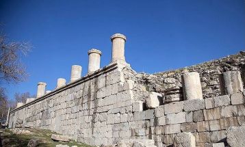 غفلت آقایان کرمانشاهی از معبد آناهیتا