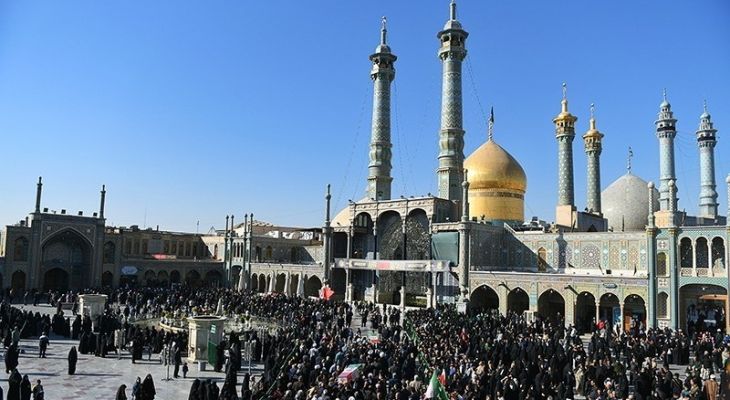 تشییع پیکر مطهر 7 شهید گمنام در قم