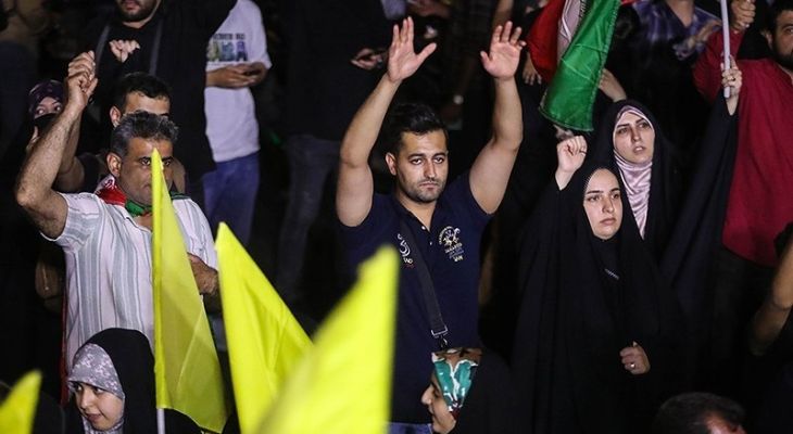 شادی مردم پس از عملیات وعده صادق