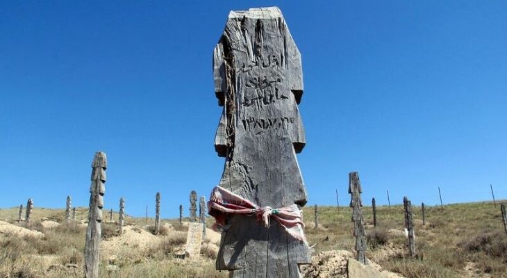 قبرستان چوبی «باغلق»
