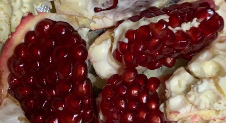 انارِ کُهمره سُرخی