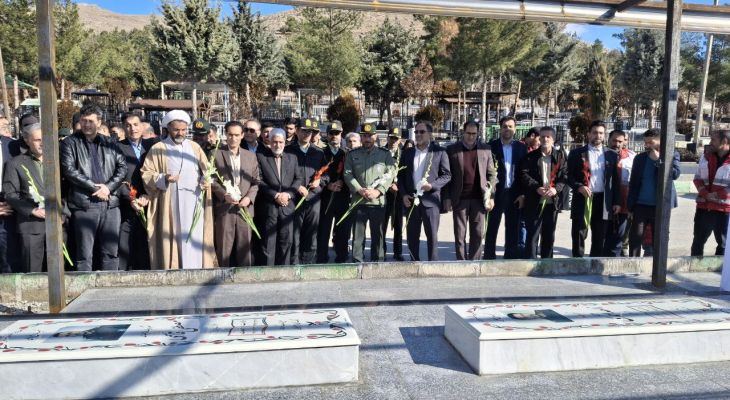 تجدید میثاق با شهدا در شهرستان صحنه